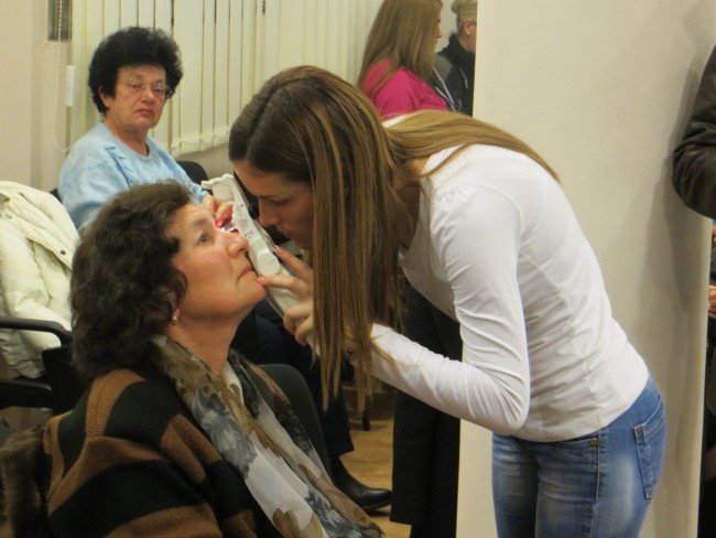 Besplatno merenje očnog pritiska povodom Svetske nedelje borbe protiv glaukoma Besplatno merenje očnog pritiska povodom Svetske nedelje borbe protiv glaukoma