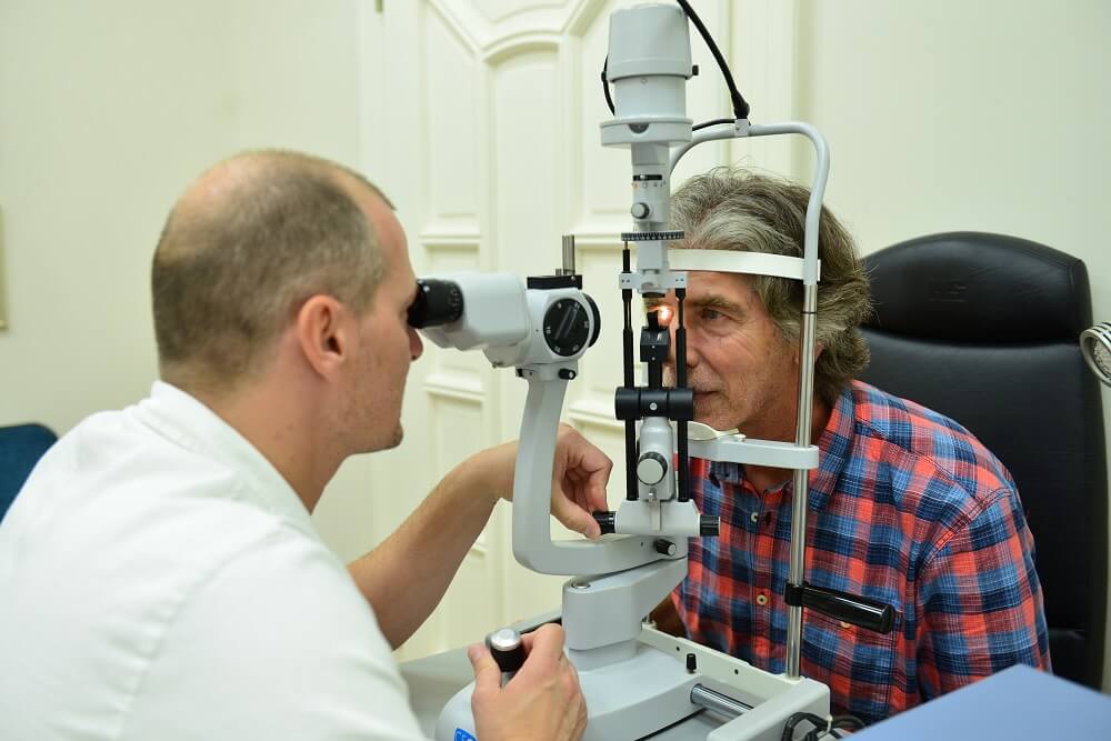 Pregled prednjeg dela oka