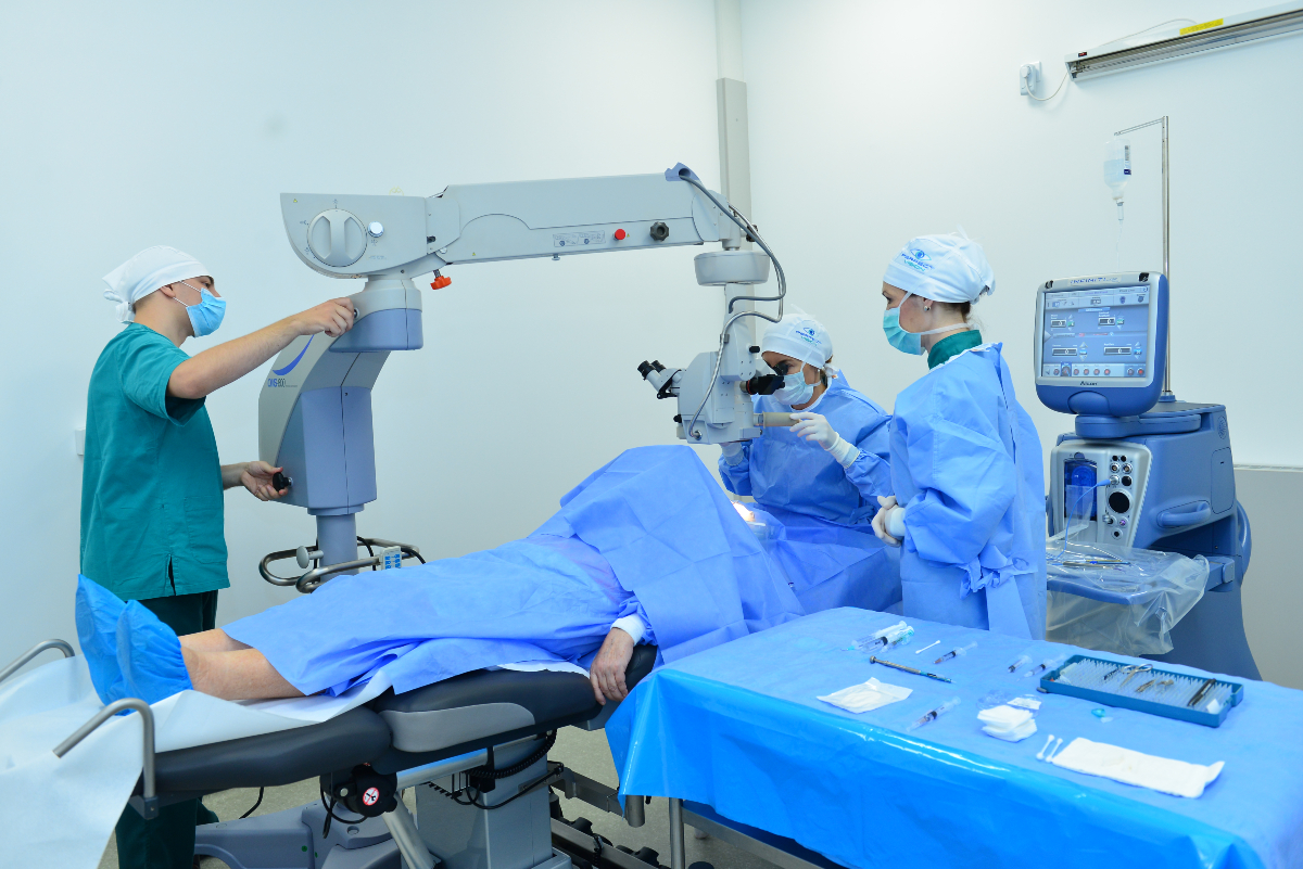 Operacija multifokalna sočiva