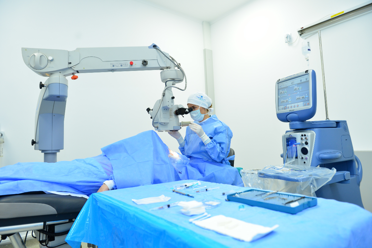 Operacija sa ugradnjom multifokalnih sočiva