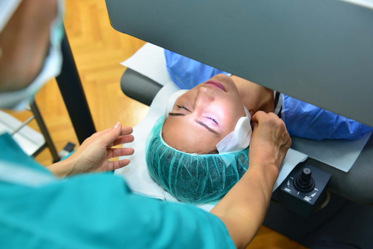 Lasersko-skidanje-dioptrije